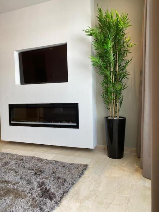 Appartement De Luxe ,Piscine,Parking,Terrasse 阿加迪尔 外观 照片